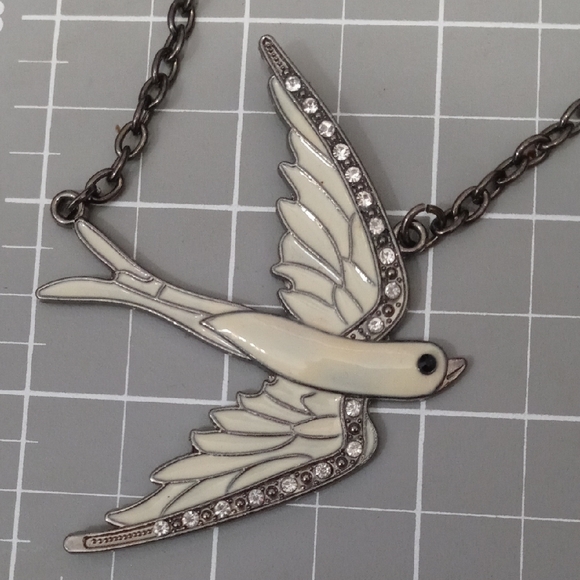 Silver Bird Pendant Necklace - Picture 2 of 4